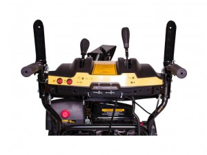 Снегоуборщик бензиновый Champion ST 1170E, колёсный - фото 7